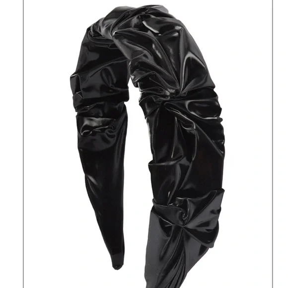 Black WRINKLED FASHION HEAD BAND, New!🖤 - Picture 3 of 4